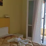 Ionian Mare Ξενοδοχείο με διαμερίσματα Άγιος Ιωάννης Περιστερών