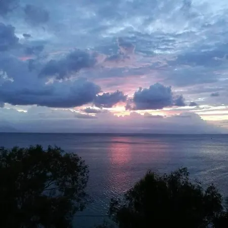 Ionian Mare 3* Agios Ioannis Peristerion