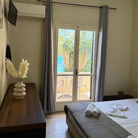 Ionian Mare 3* Агиос-Иоаннис-Перист