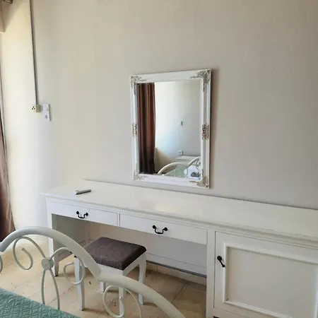 Aparthotel Ionian Mare